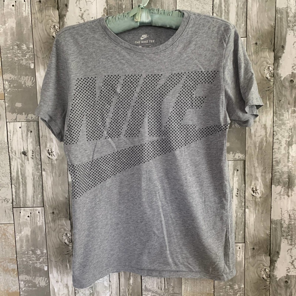 2 Nike t-shirts M